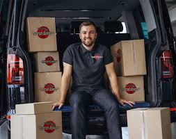 what is Courier service