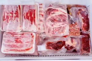 how long will dry ice keep meat frozen
