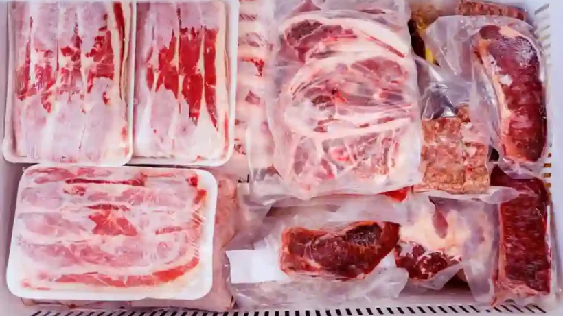 how long will dry ice keep meat frozen