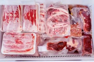 how long will dry ice keep meat frozen